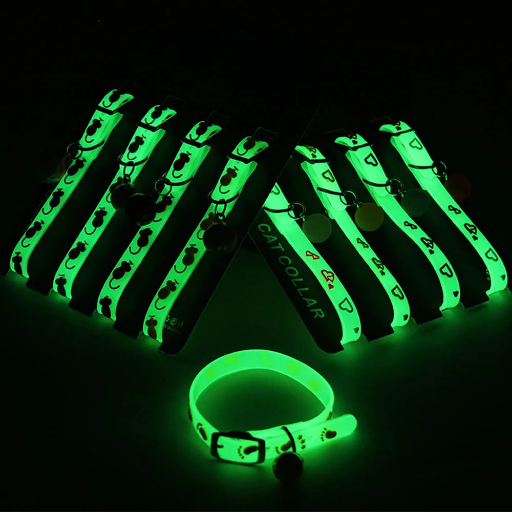 Luminous Silicone Cat Collar with Bell – Anti-Loss & Glow-in-the-Dark