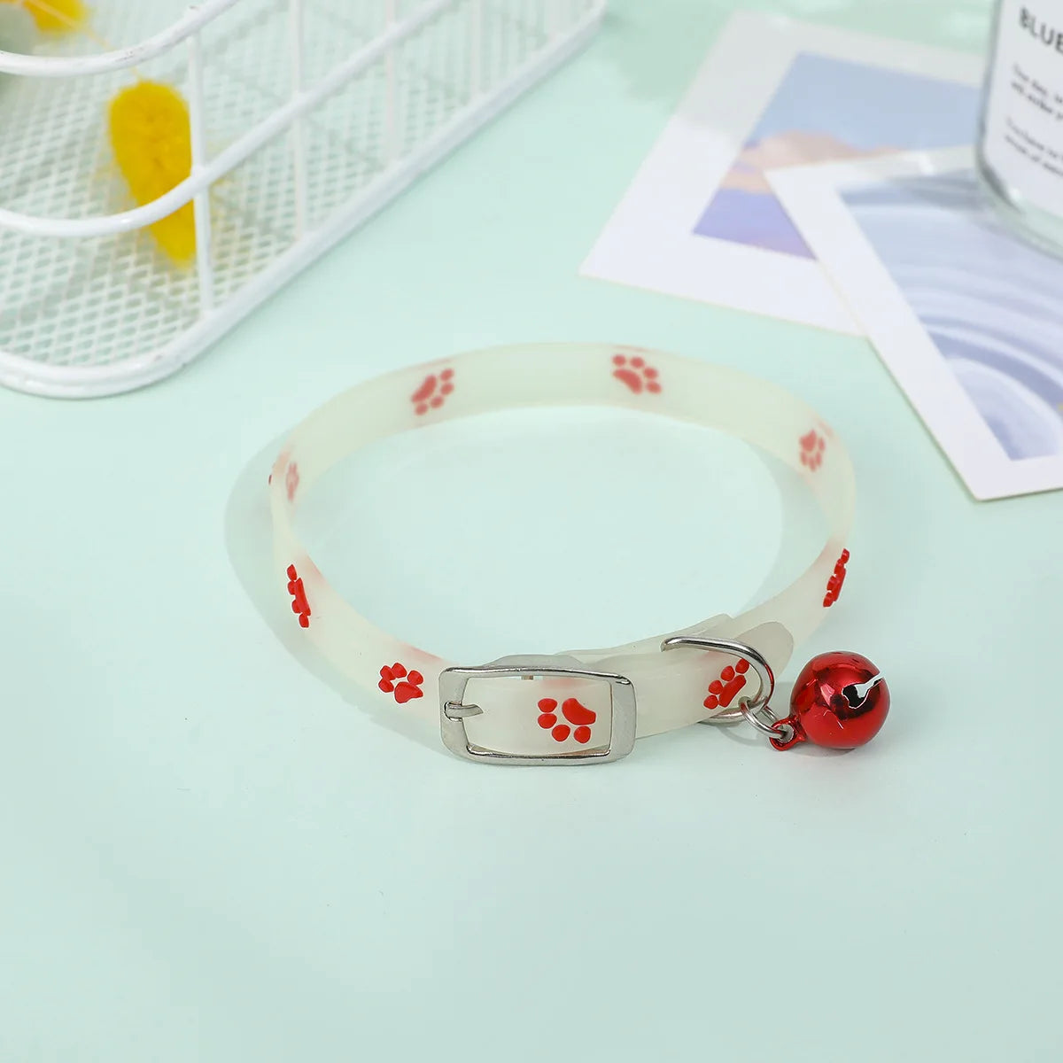 Luminous Silicone Cat Collar with Bell – Anti-Loss & Glow-in-the-Dark