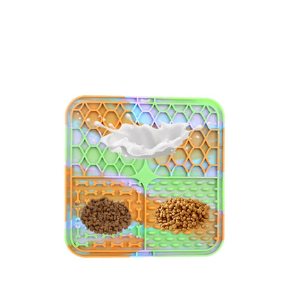 Silicone Lick Mat for Dogs – Slow Feeder & Bathing Distraction Tool