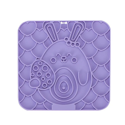 Silicone Lick Mat for Dogs – Slow Feeder & Bathing Distraction Tool