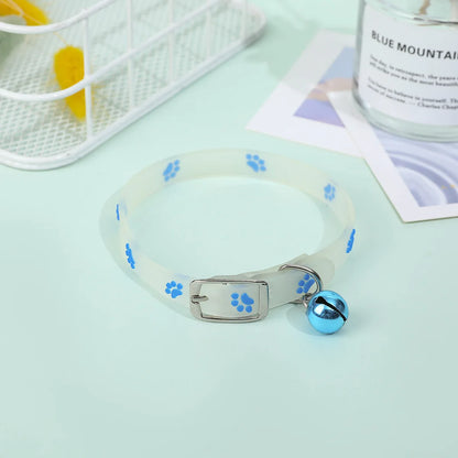 Luminous Silicone Cat Collar with Bell – Anti-Loss & Glow-in-the-Dark